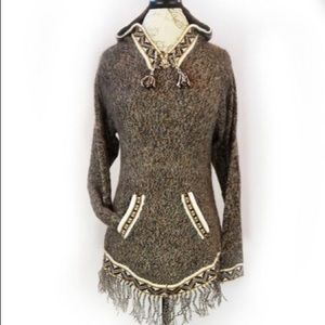 Alpaca wool hooded sweater